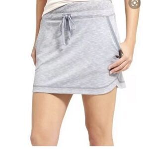 Athleta Womens Heathered Techie Terry Athletic Skirt Gray Sz XS 700464